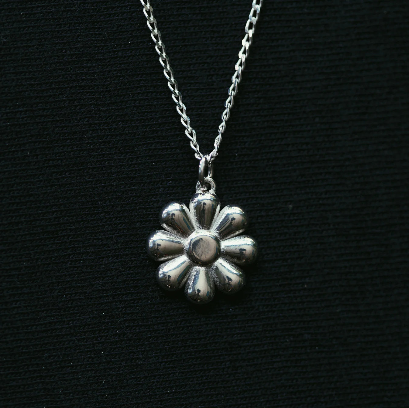 Daisy Pendant