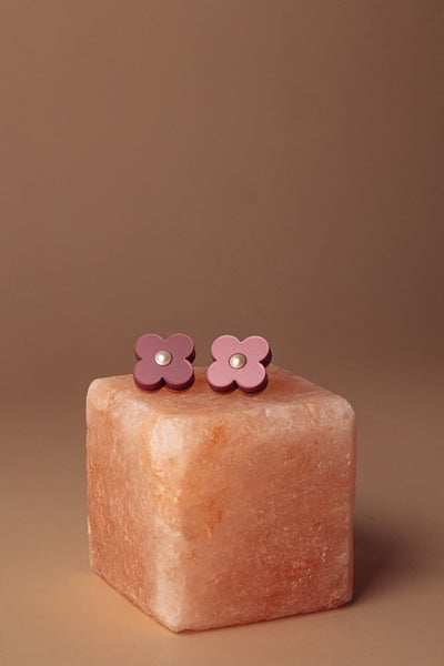 Apila - Nappikorvakorut