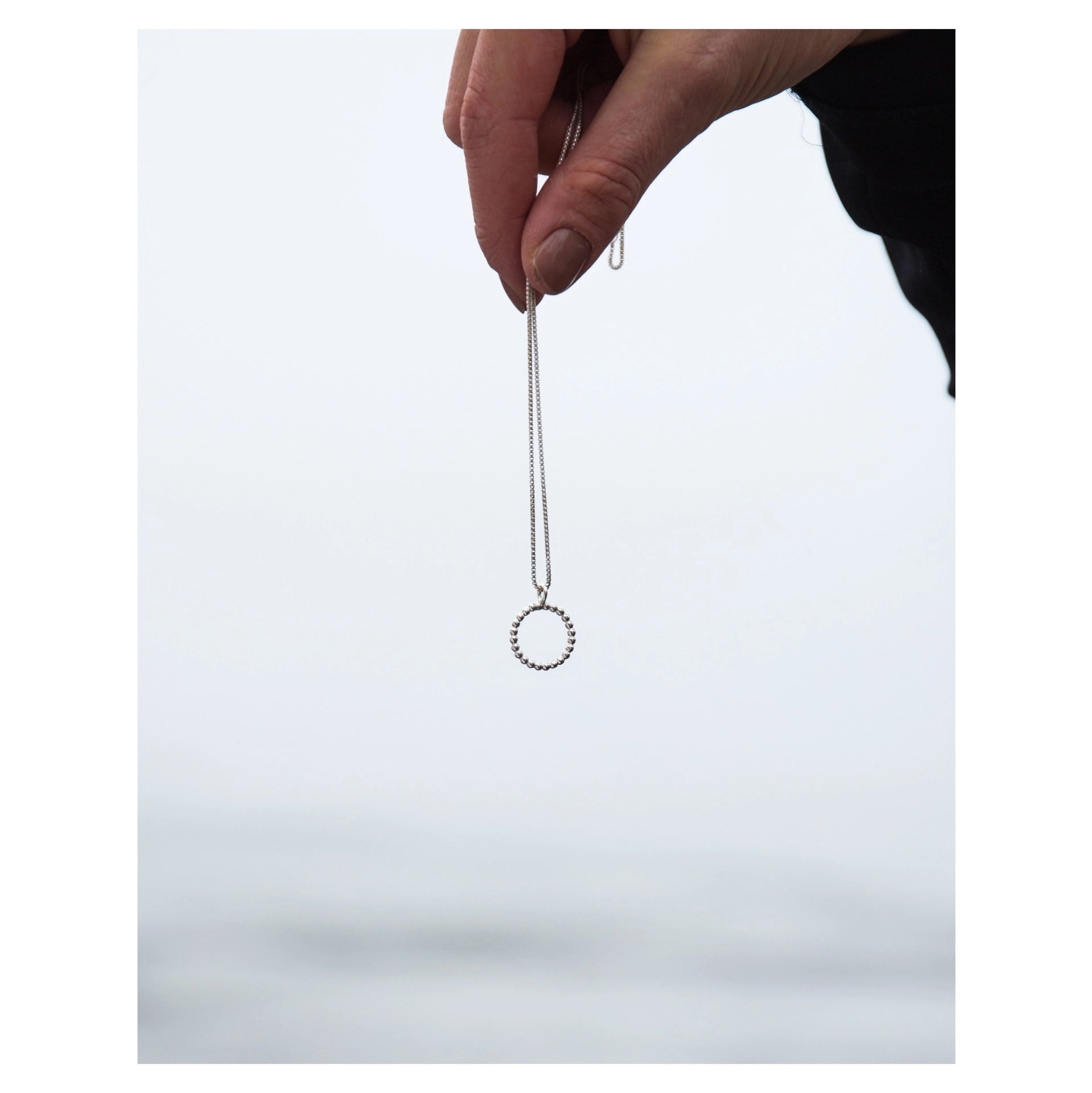 Bubbel single kaulakoru