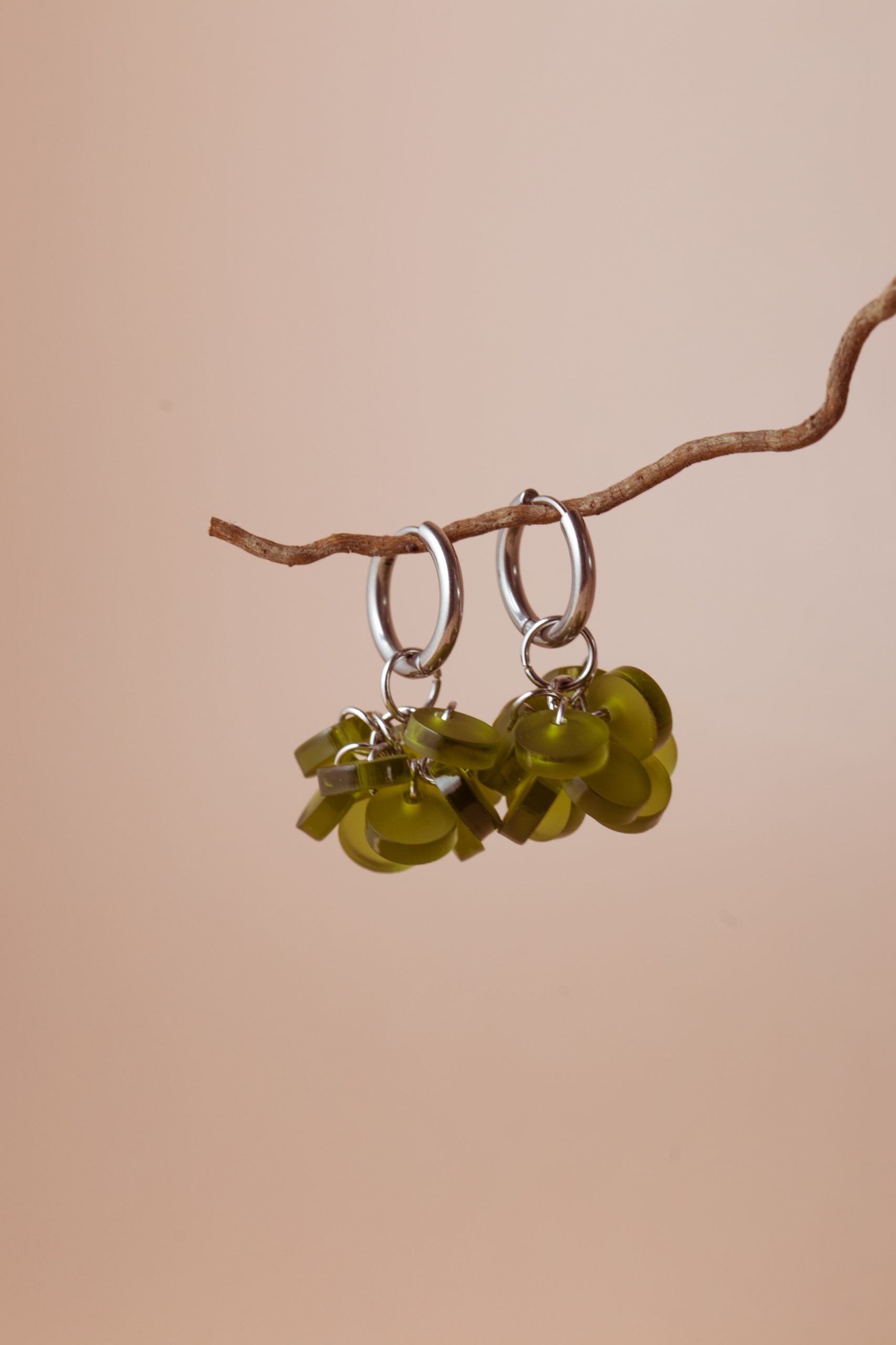 Flow Korvakorut - Oliivinvihreä