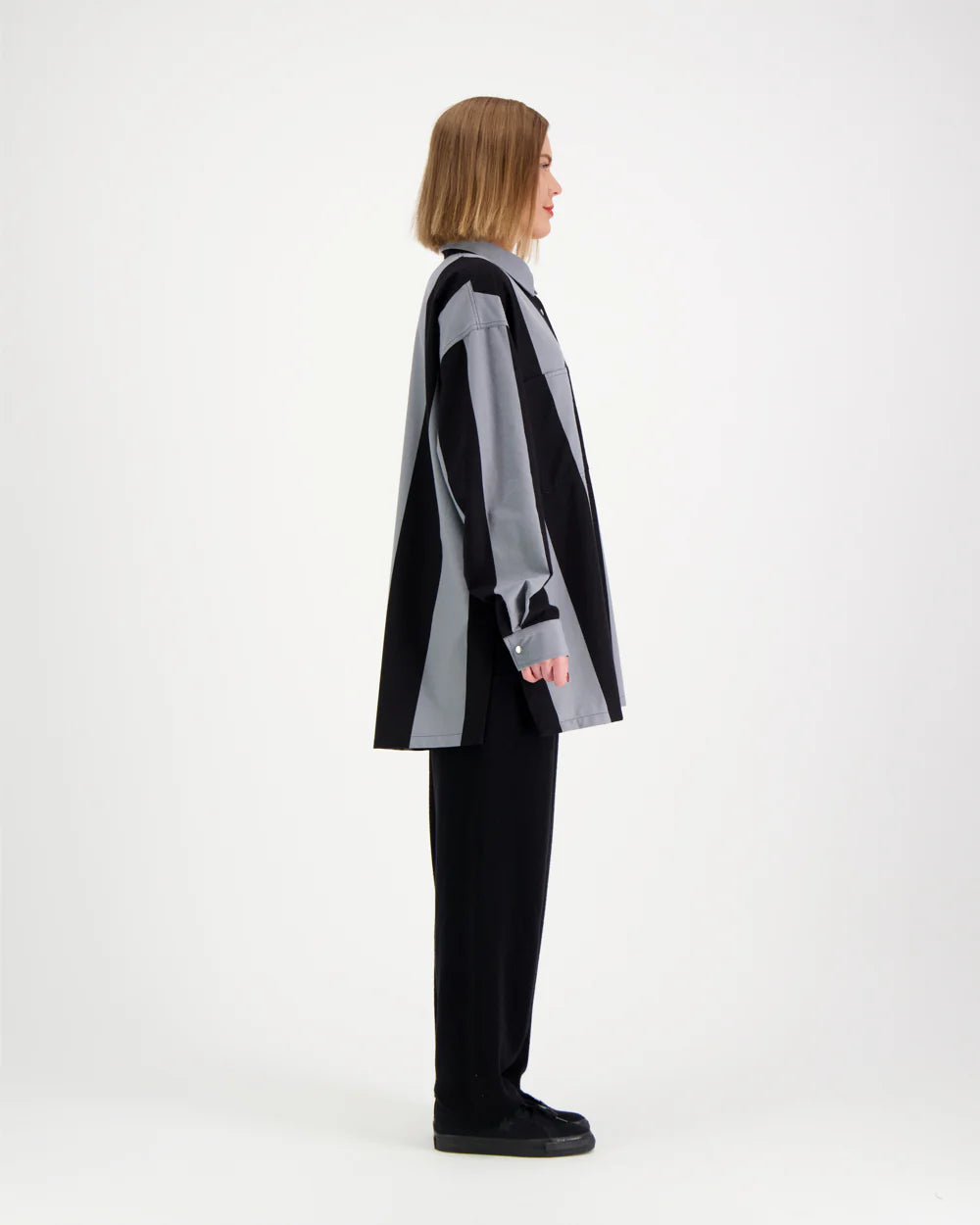 Isopaita Jokiraita - musta-harmaa