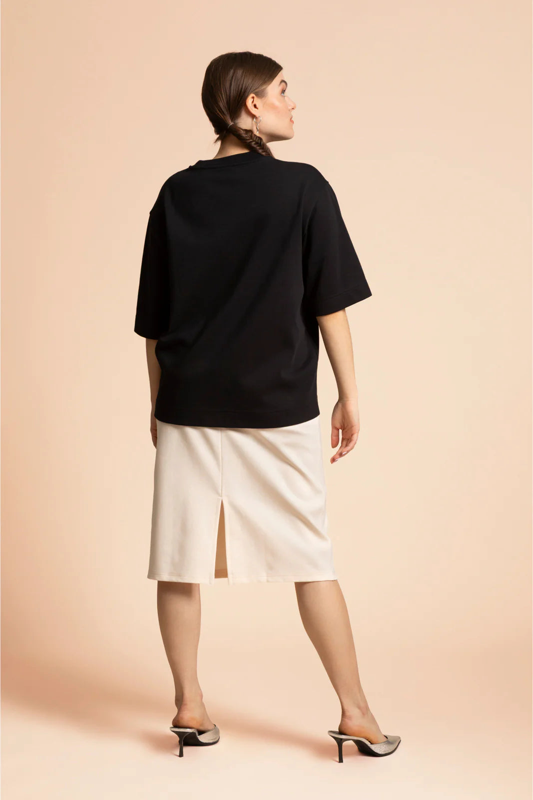 The Relaxed T-Shirt - Black