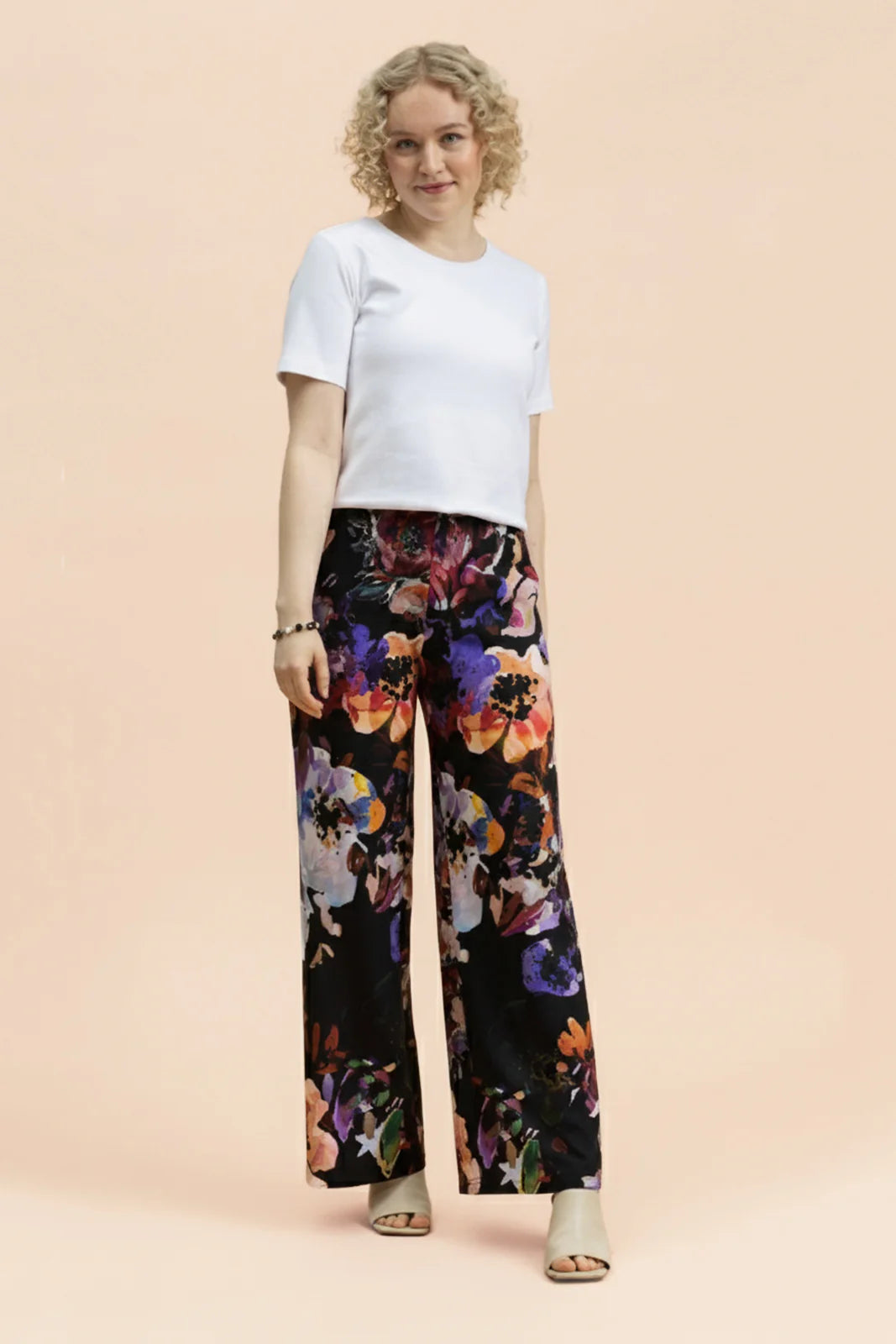 Soft Pants - Black Anemone