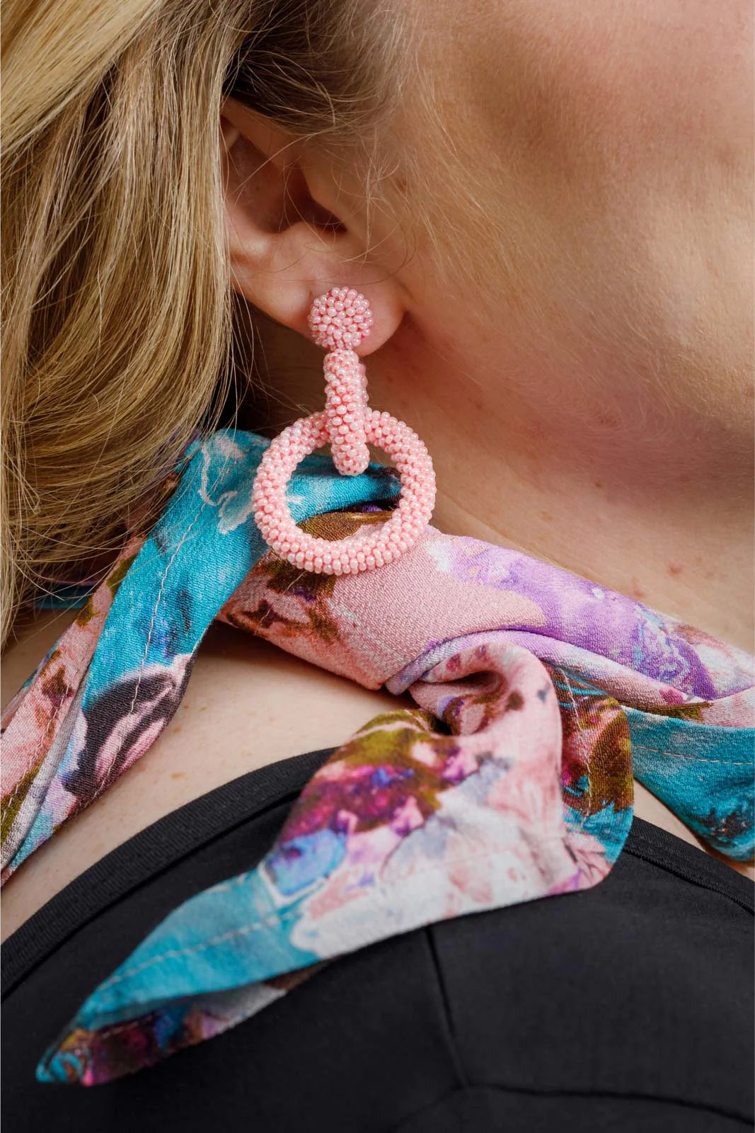 Gia Earrings - Pearl Pink