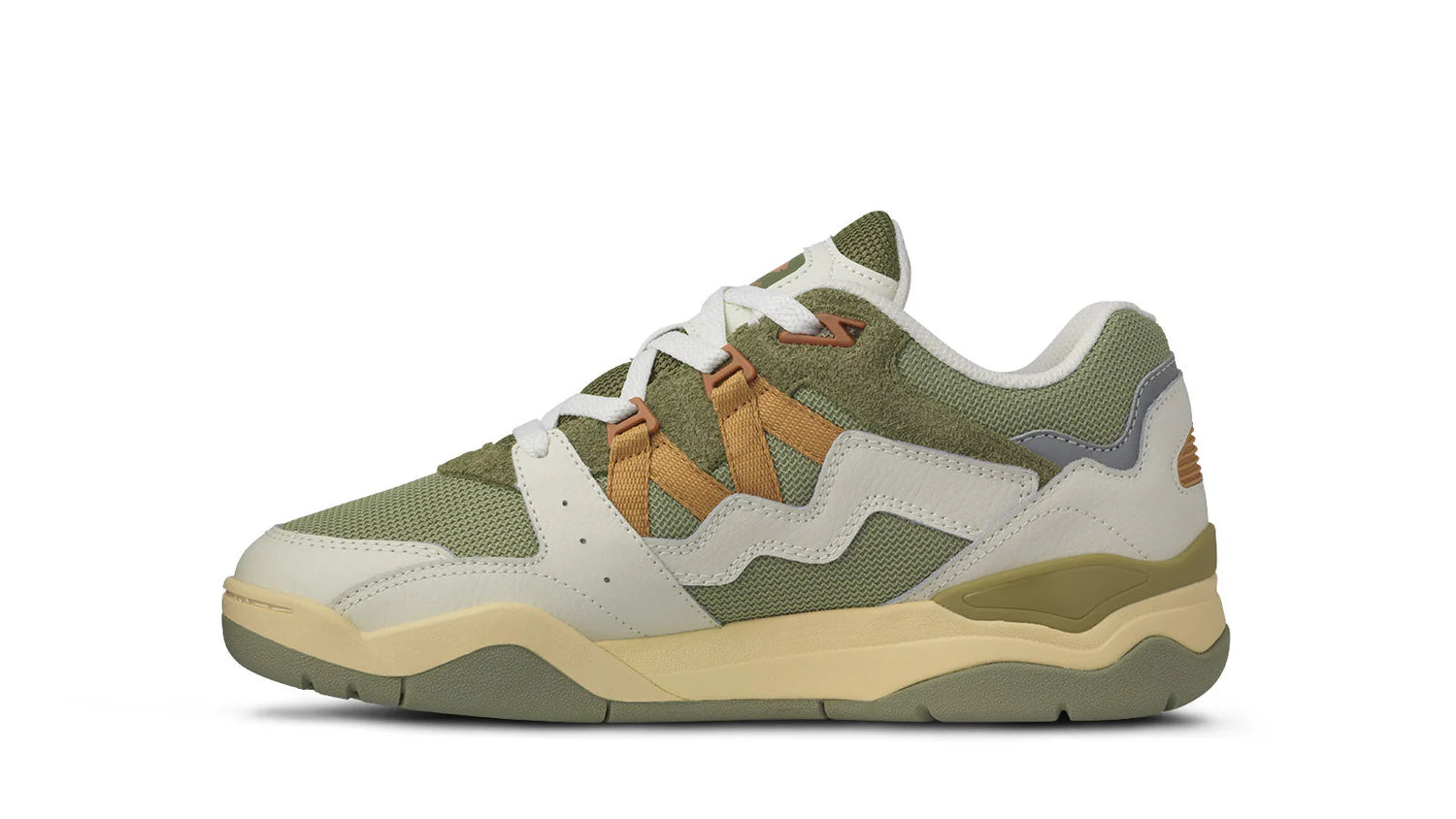 Fusion XT - Icicle / Oak Buff
