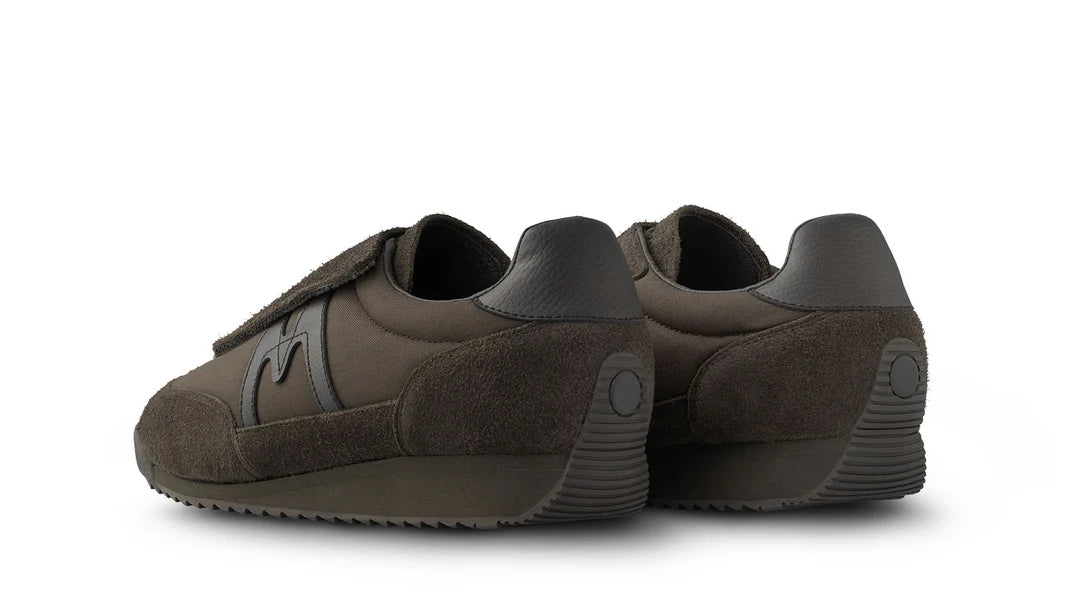 Karhu x Engineered Garments Mestari Slip - Chocolate / Chocolate