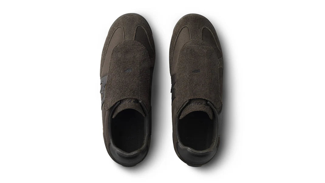 Karhu x Engineered Garments Mestari Slip - Chocolate / Chocolate