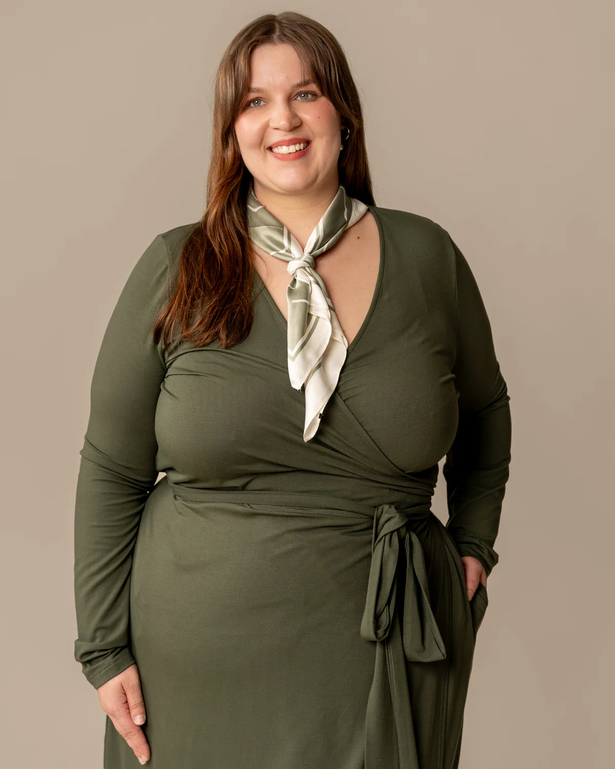 Kietaisumekko - Khaki