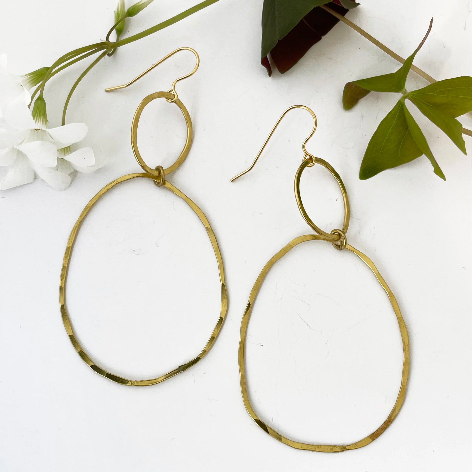 Kuplivat korvakorut - Messinki L