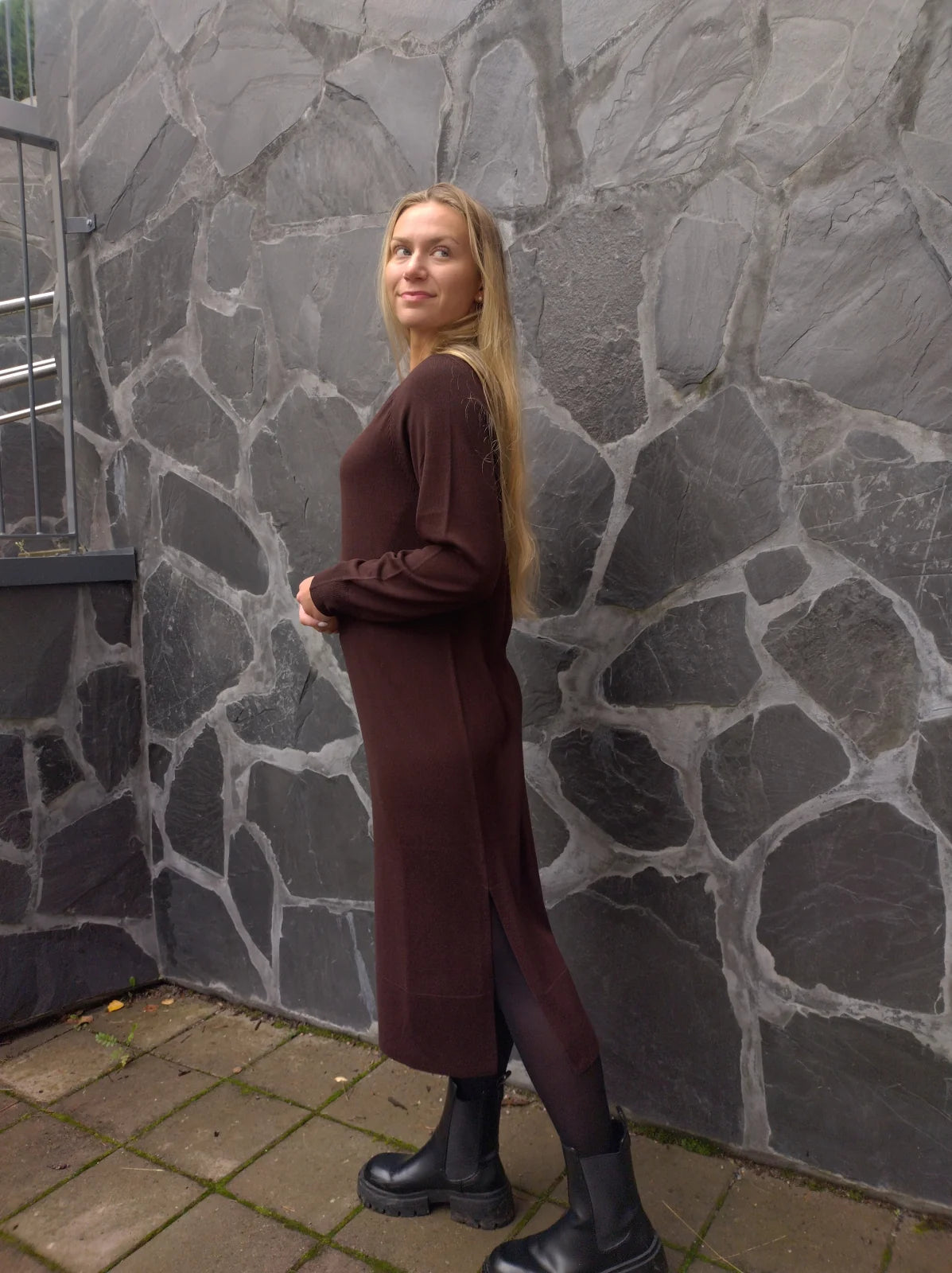 LINNEA Merinovillamekko - Suklaanruskea