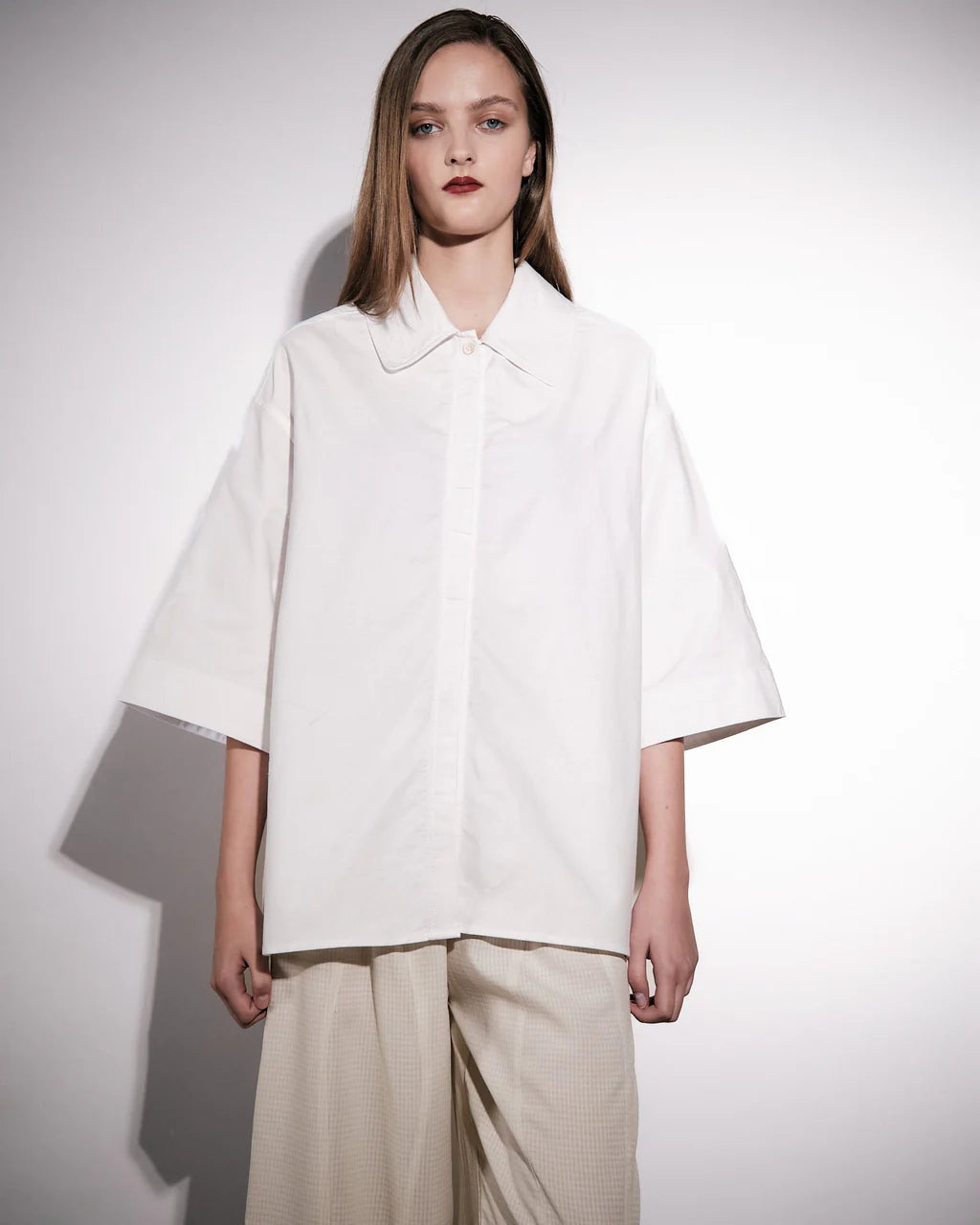 Lyra Off White