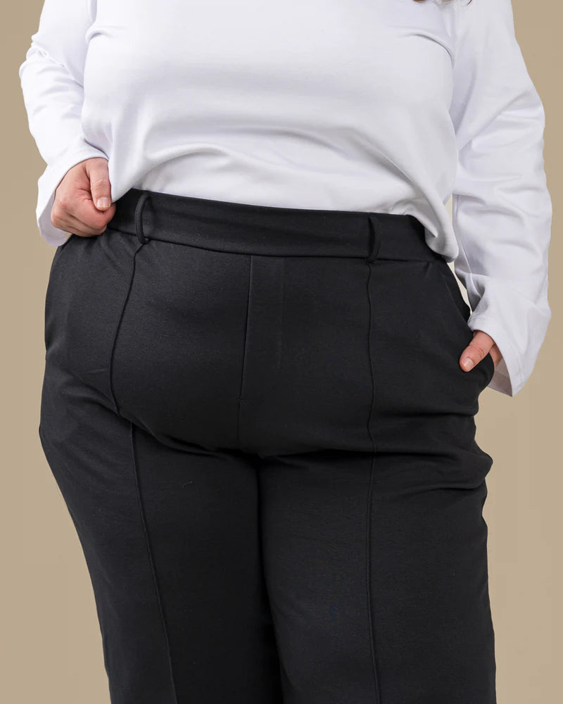 Laskoshousut - Musta