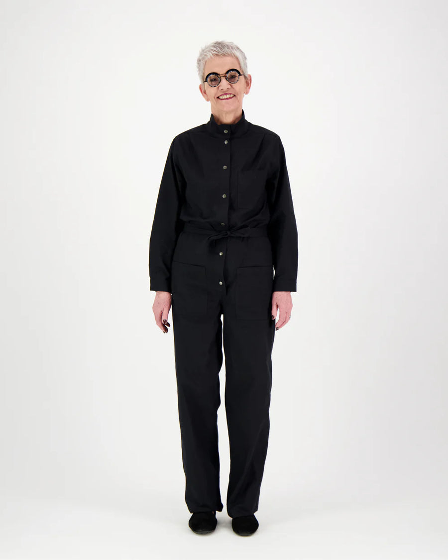 Loikka Haalari - Musta