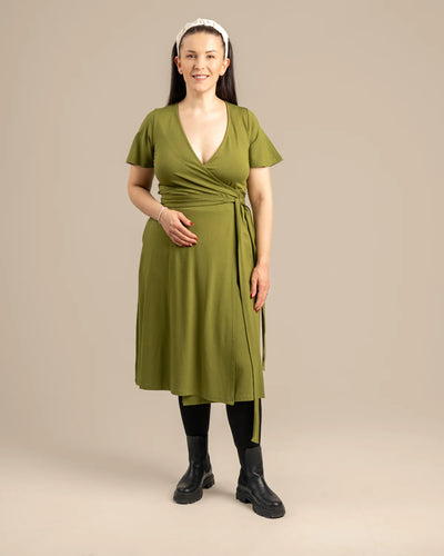 Lyhythihainen Kietaisumekko - Sammal