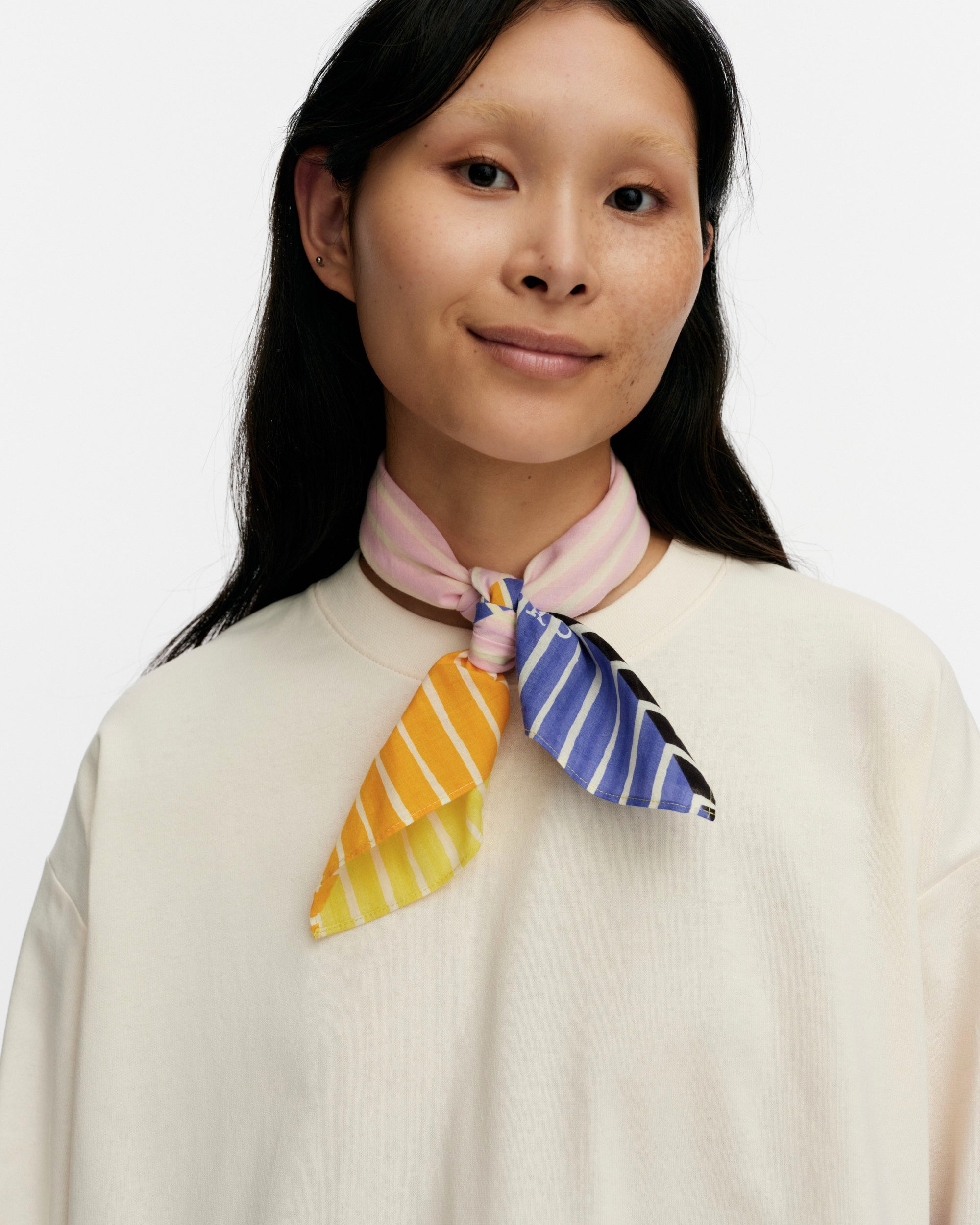 Astrilli Piccolo Kioski Huivi