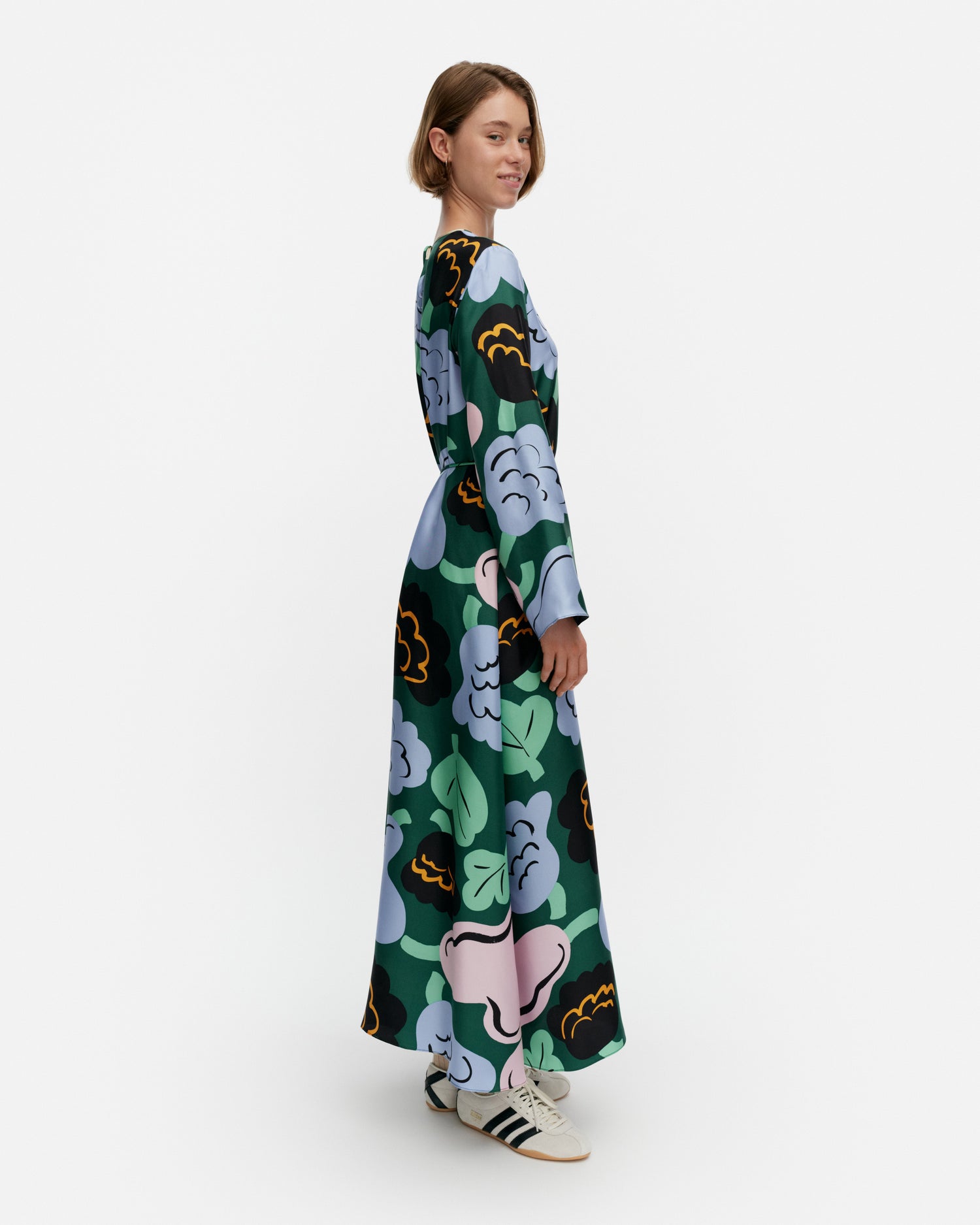 Kaunista Kukasta Kukkaan - Silkkimekko