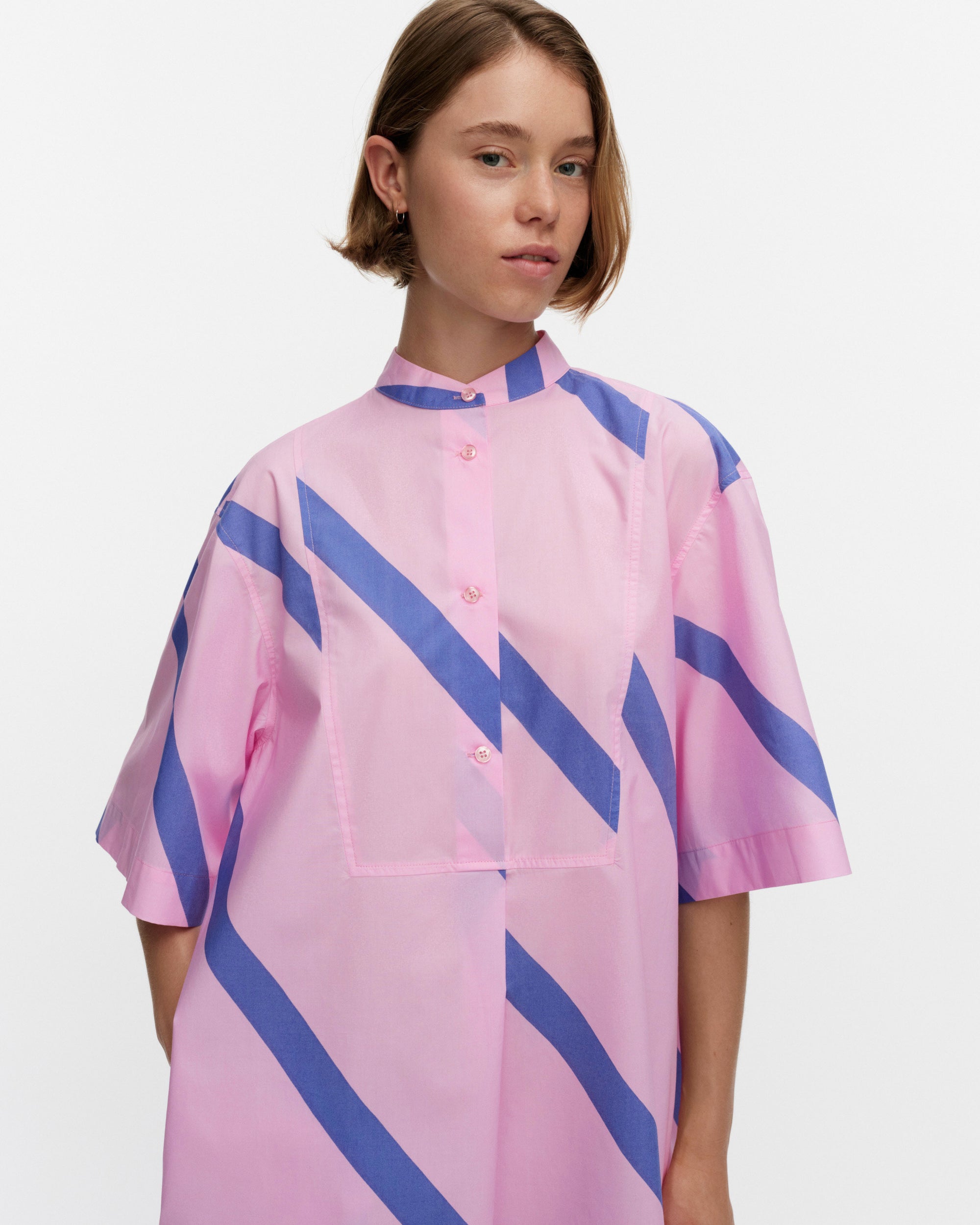 Pihalla Basso - Mekko