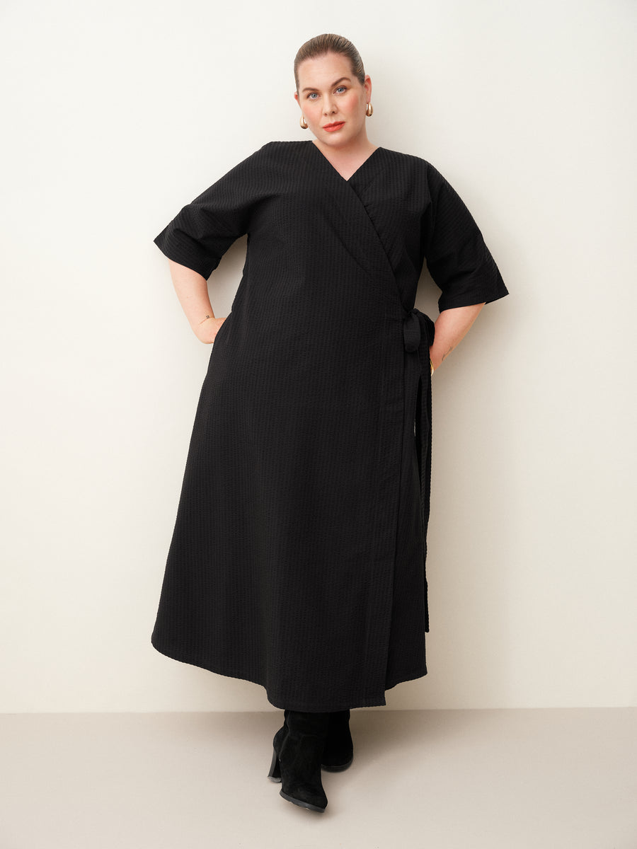 Ava Seersucker Wrap Dress - Black