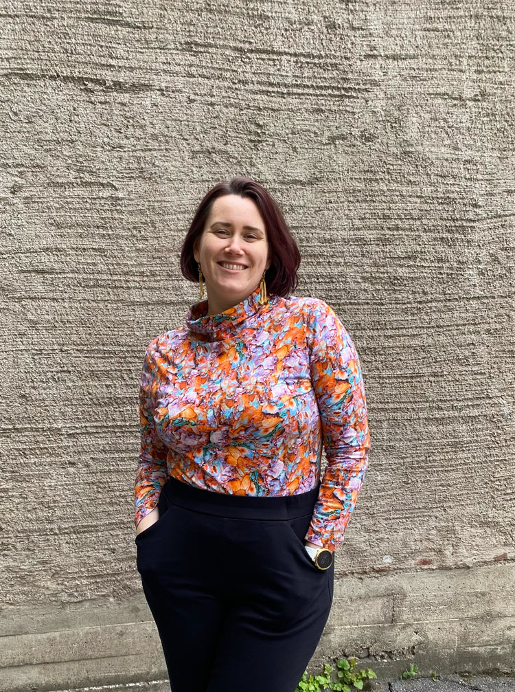 Lovely Poolo - Kaarna