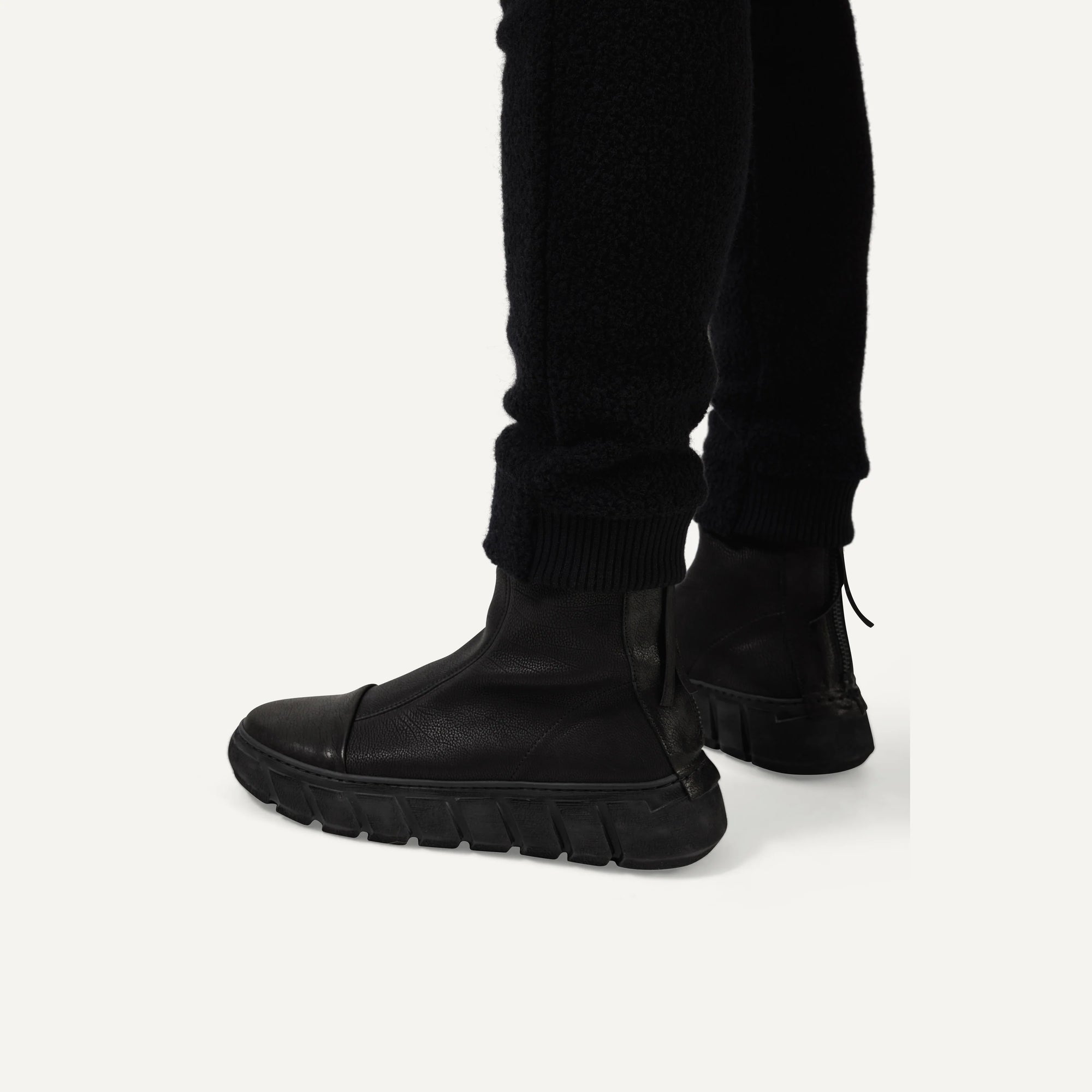 227 Woollen Pants XL