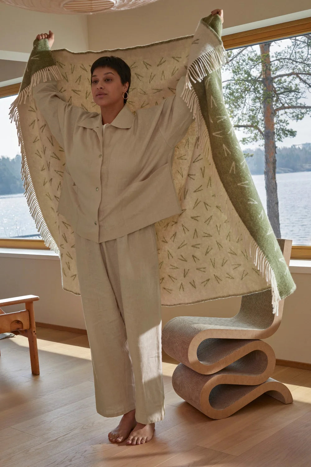 Pine Needles Blanket - Snow