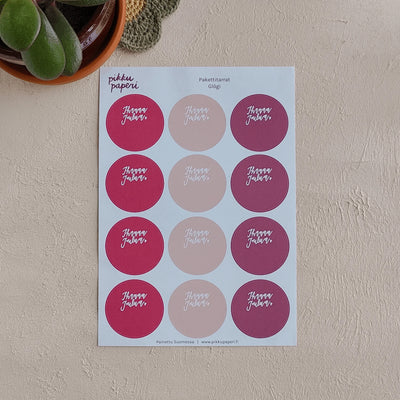 Pikku Paperi pakettitarra-arkit