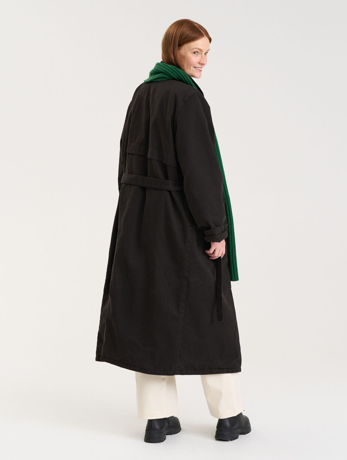 Tuulikki-trenssitakki - Pannukahvi