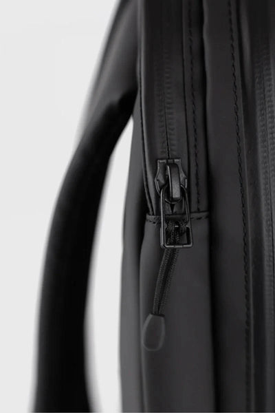 Stream Zipper Backpack - Black