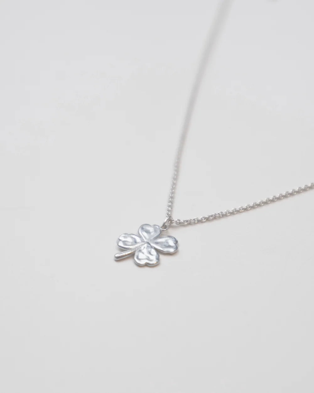 Aida x Hypend Lucky Clover Necklace - Silver
