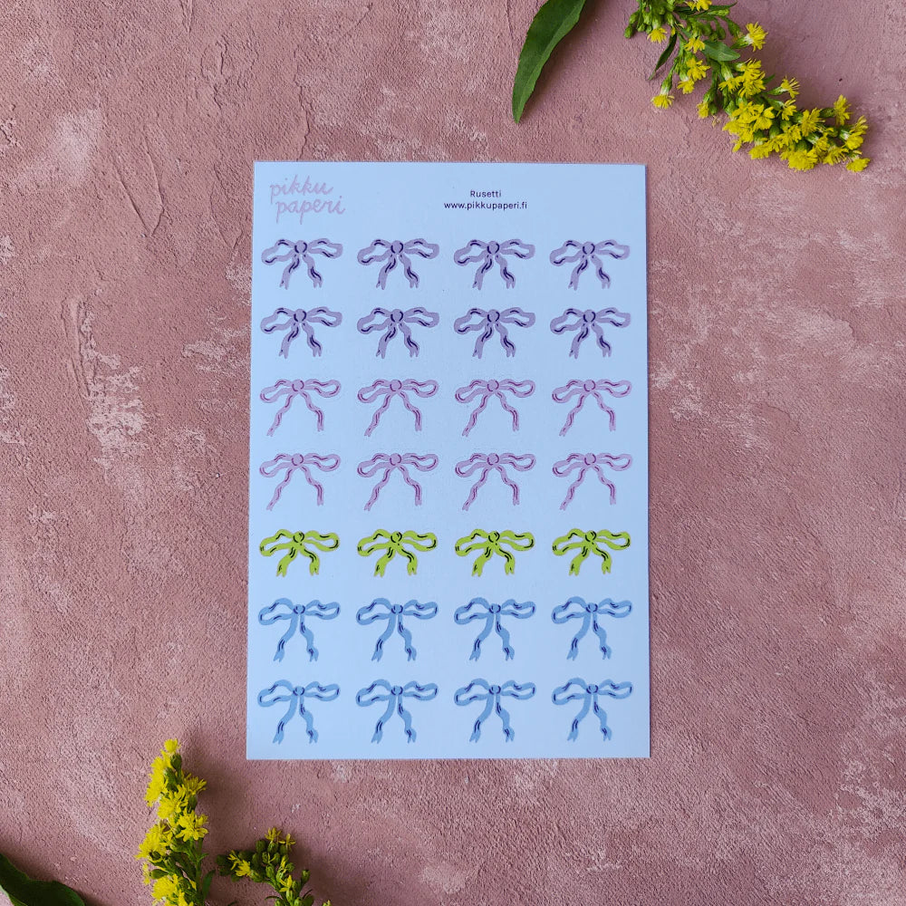 Pikku Paperi Tarra-arkit