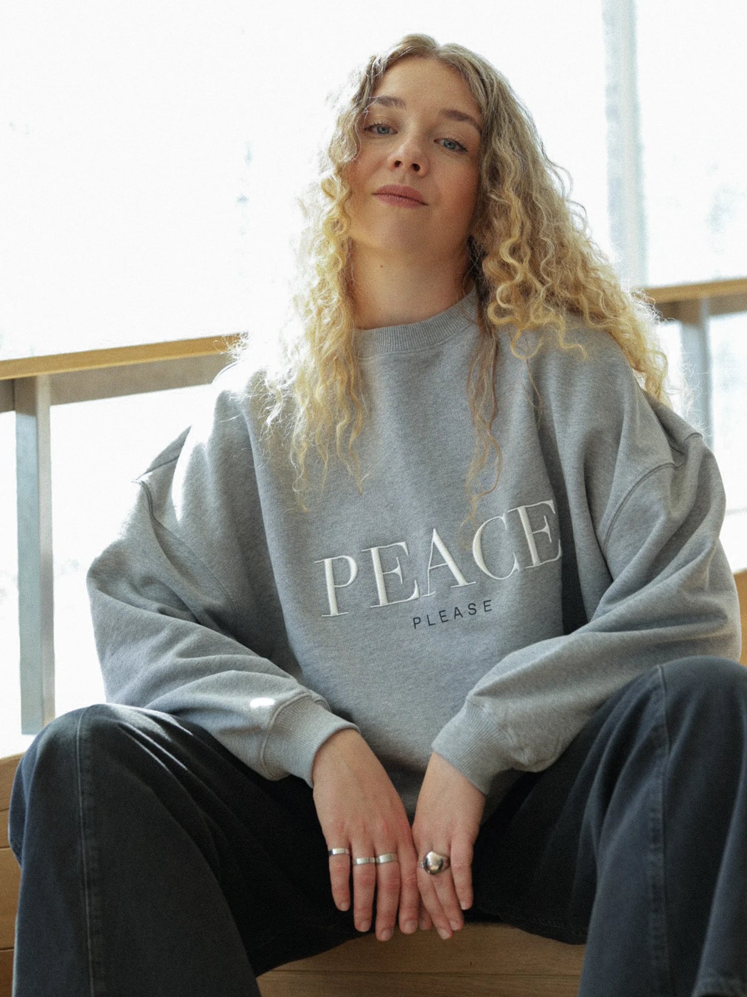 Grace Sweatshirt 'Peace Please' - Grey Melange