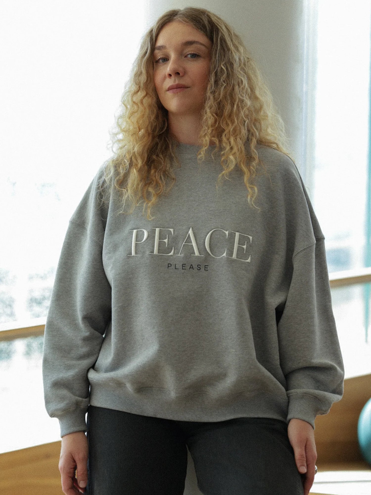 Grace Sweatshirt 'Peace Please' - Grey Melange