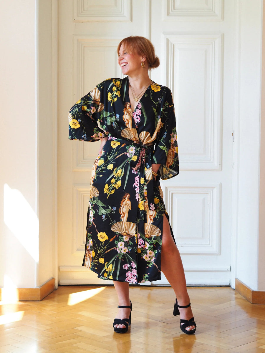 Memories Robe - Venus Black