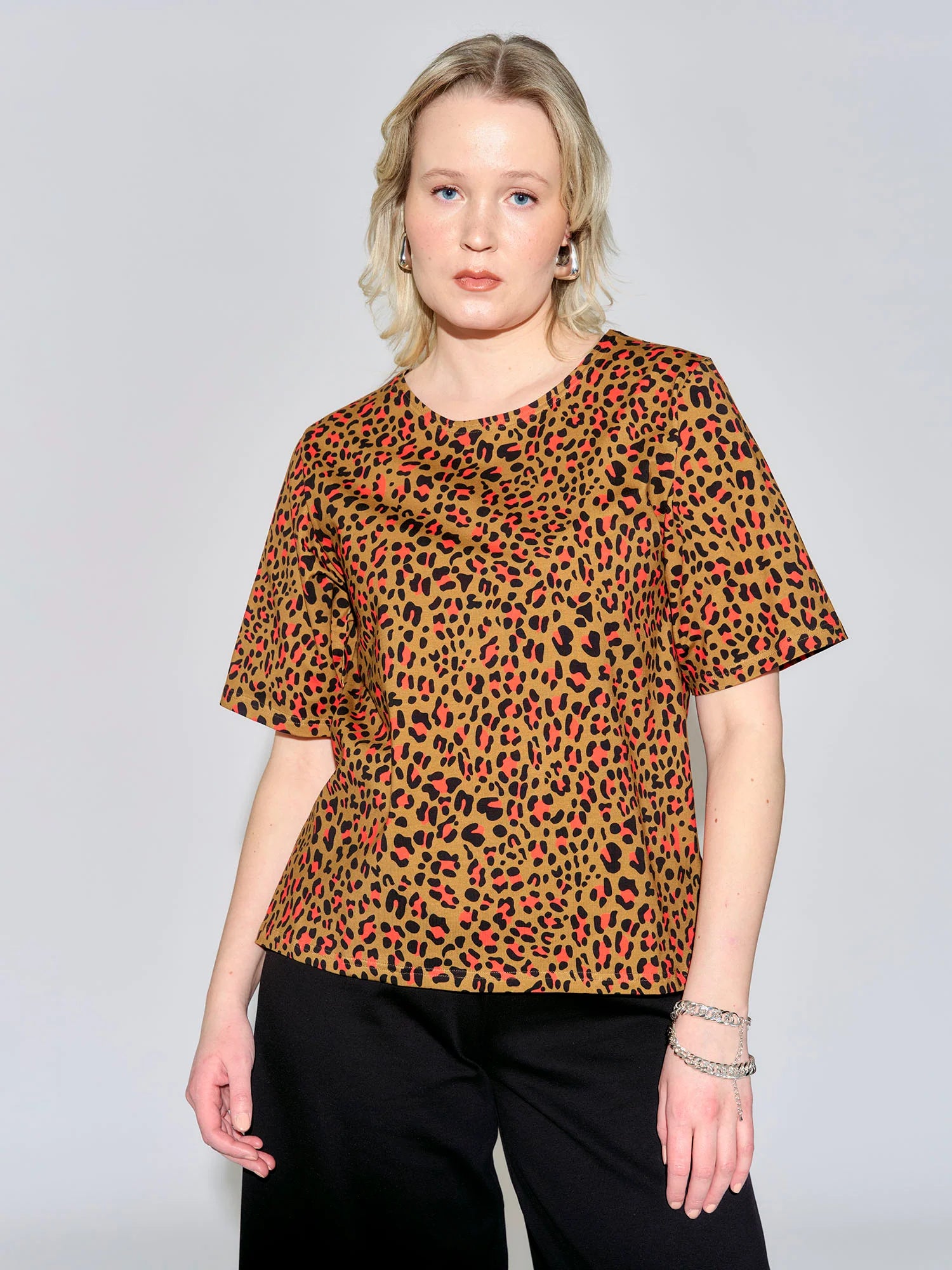 Carmen T-Shirt - Leo Caramel