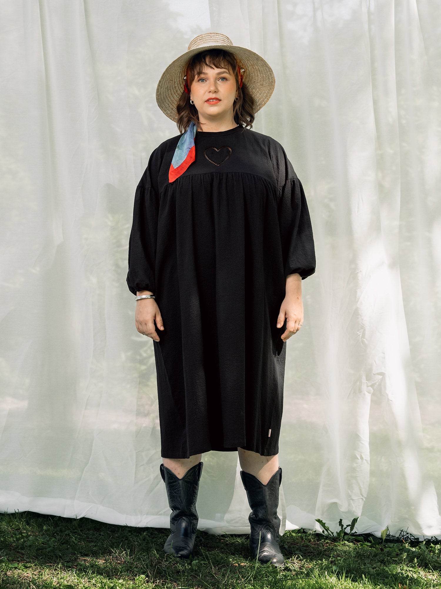 Evelyn Embroidered Dress - Black