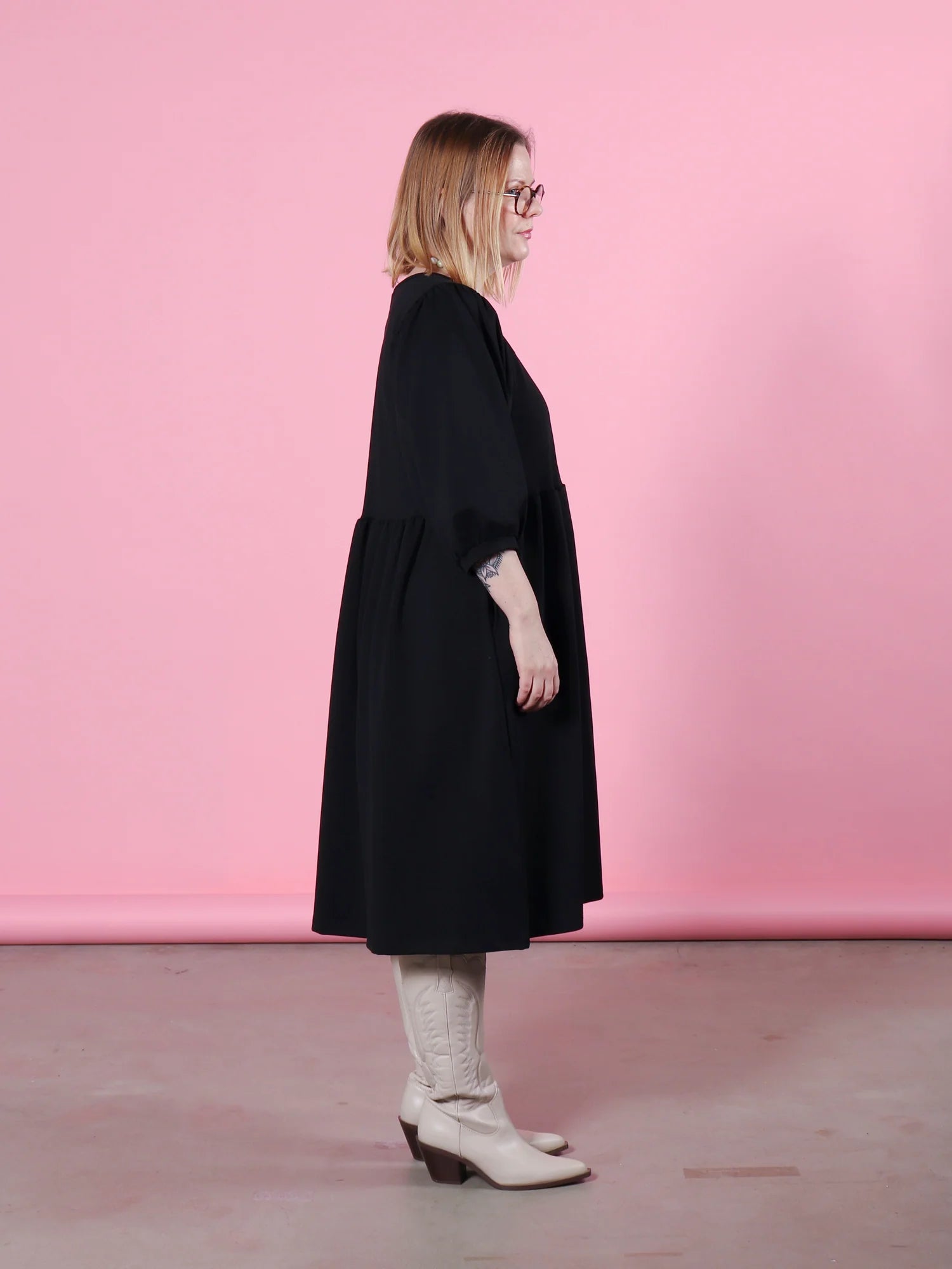 Ivy Mekko - Black