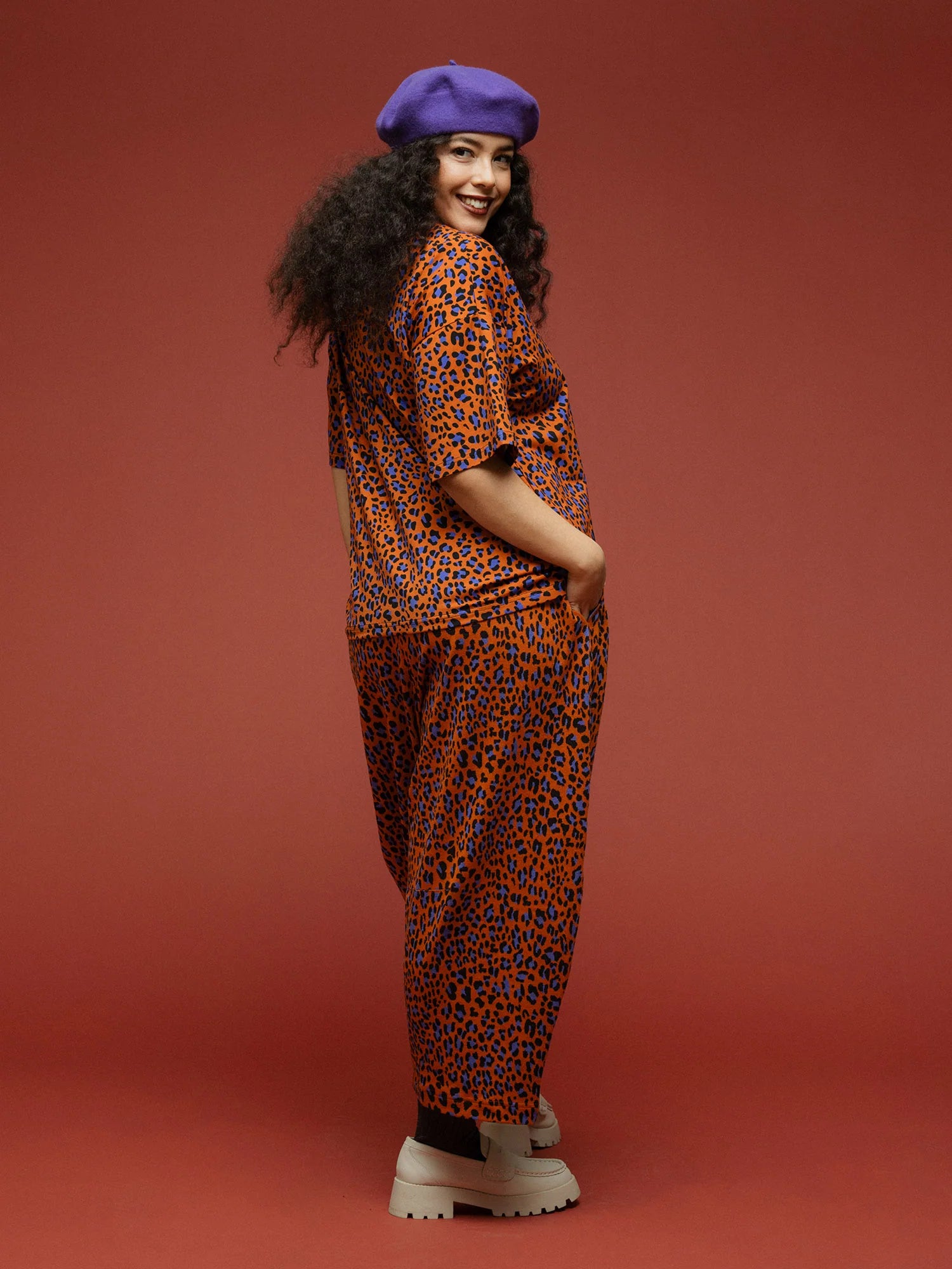 Maria T-paita - Leo Copper