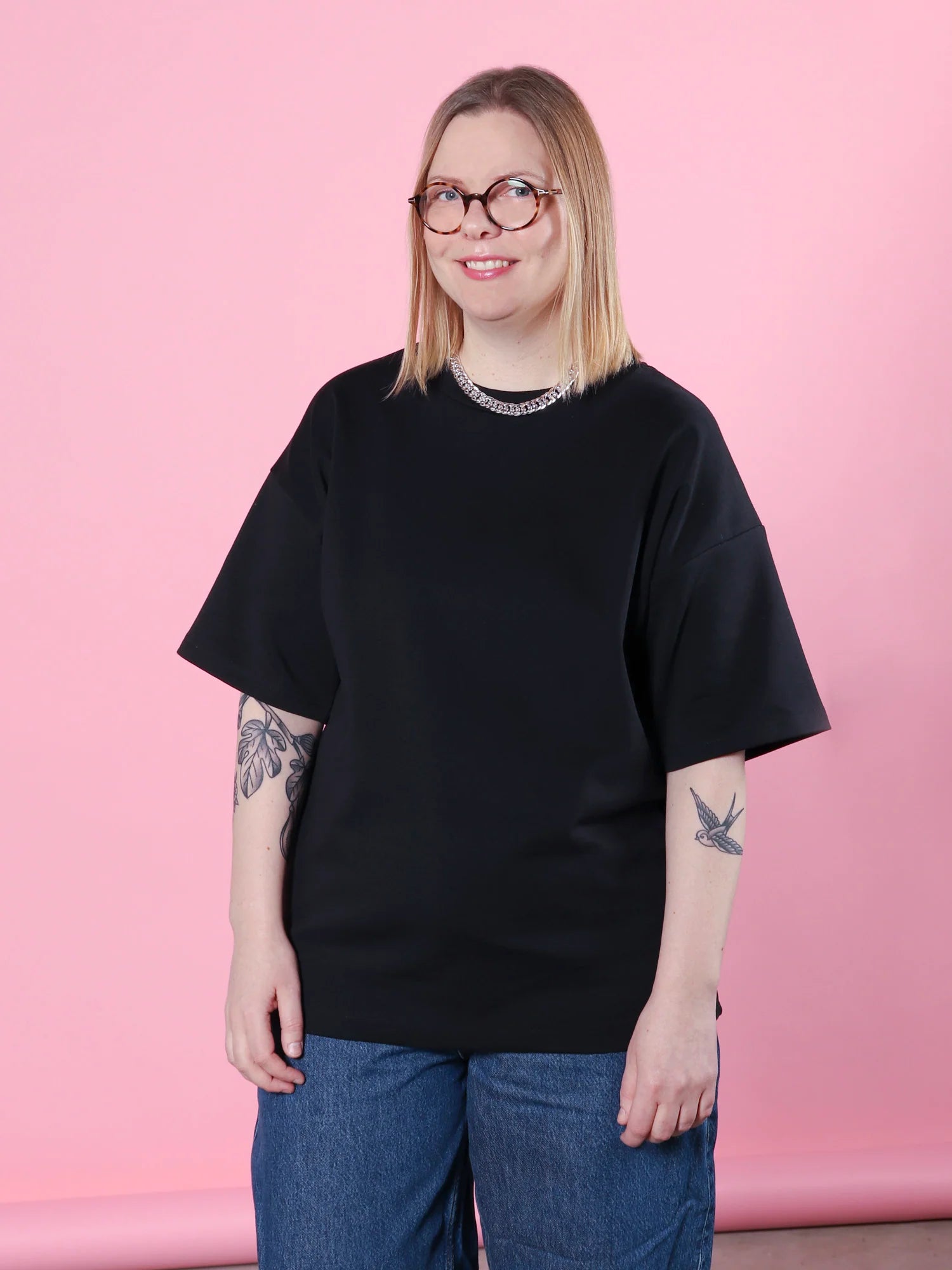 Queen T-paita - Musta