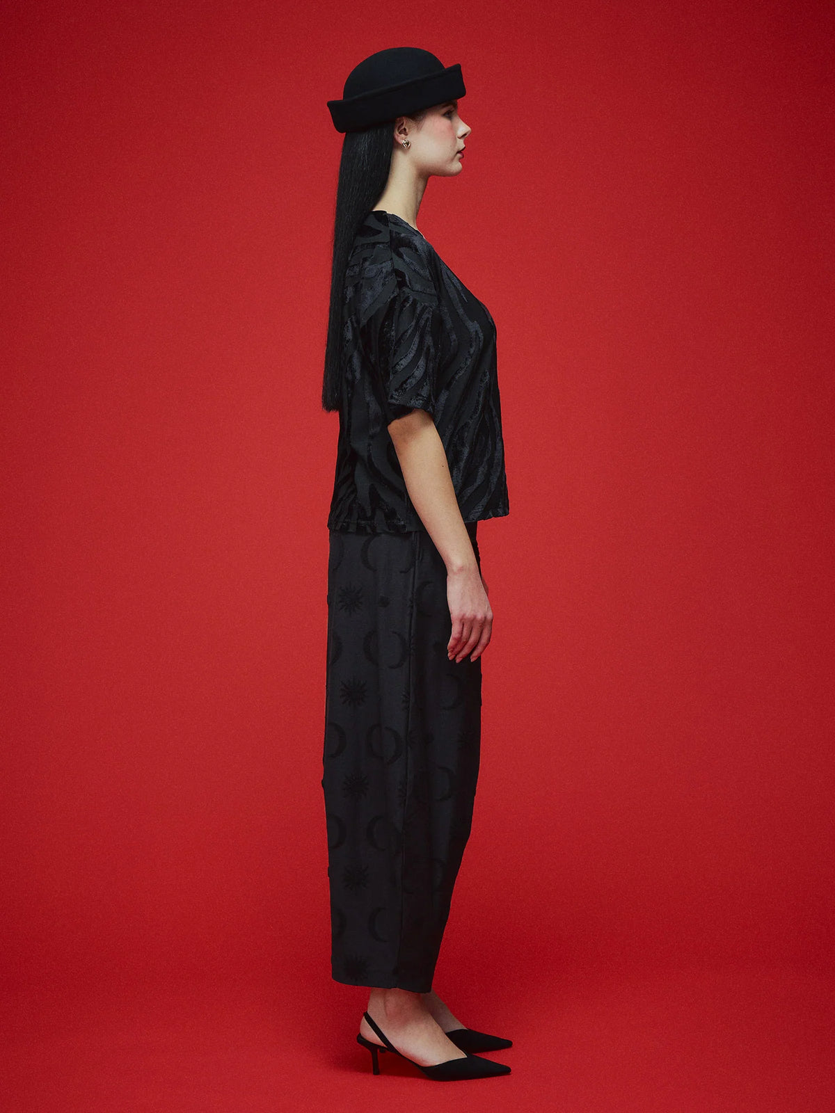 Rianna T-shirt - Tigreza Velour Black