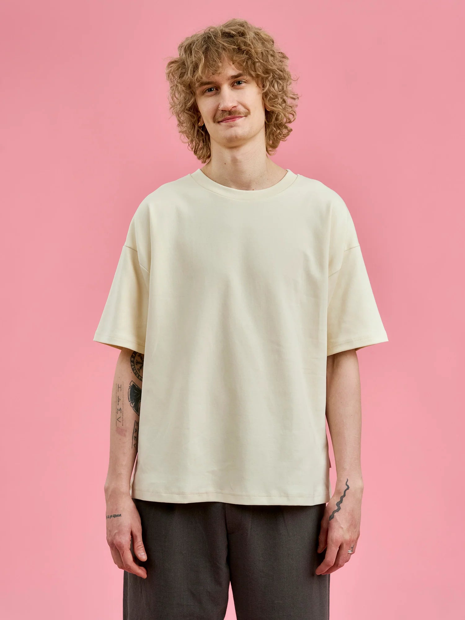 Queen T-paita - Creme