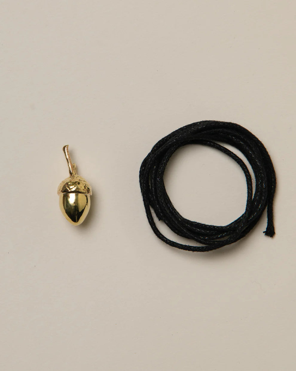 Acorn Pendant Brass
