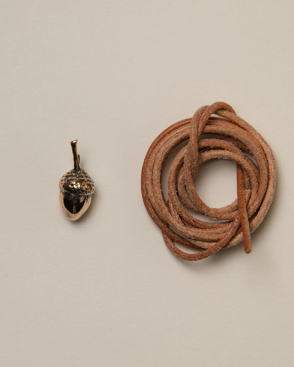 Acorn Pendant Bronze