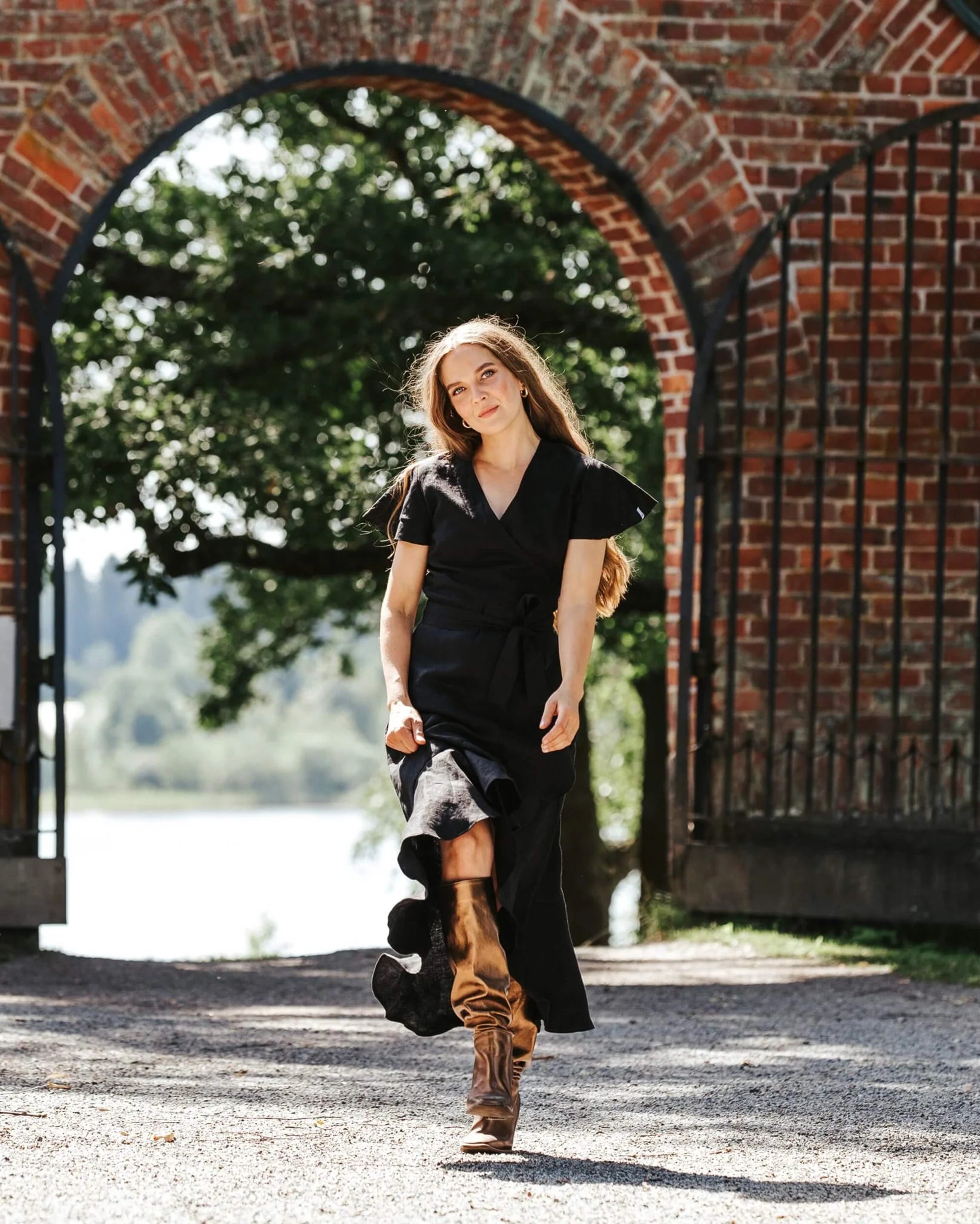 Annika Dress - Black