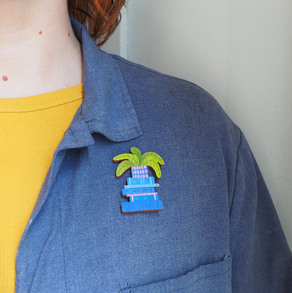 Kirjat ja Kasvi - pinssi