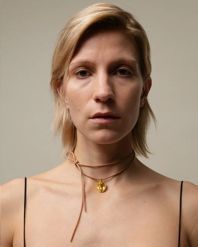 Chestnut Pendant Gold