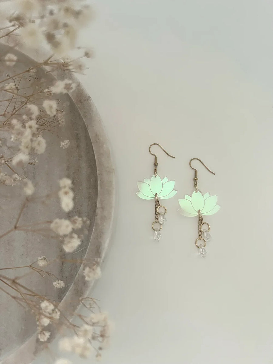 Lumilotus kultaosat - Revontuli