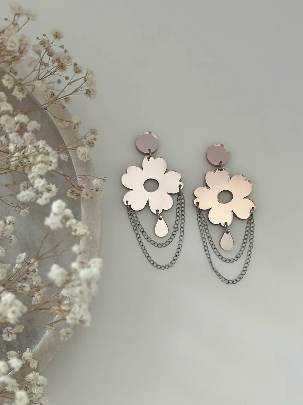 Nuppu Ketjulla - Ruusukultapeili