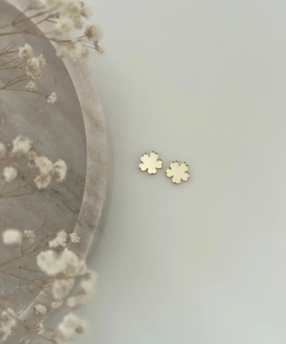 Nuppu Nappikorvis - Kultapeili