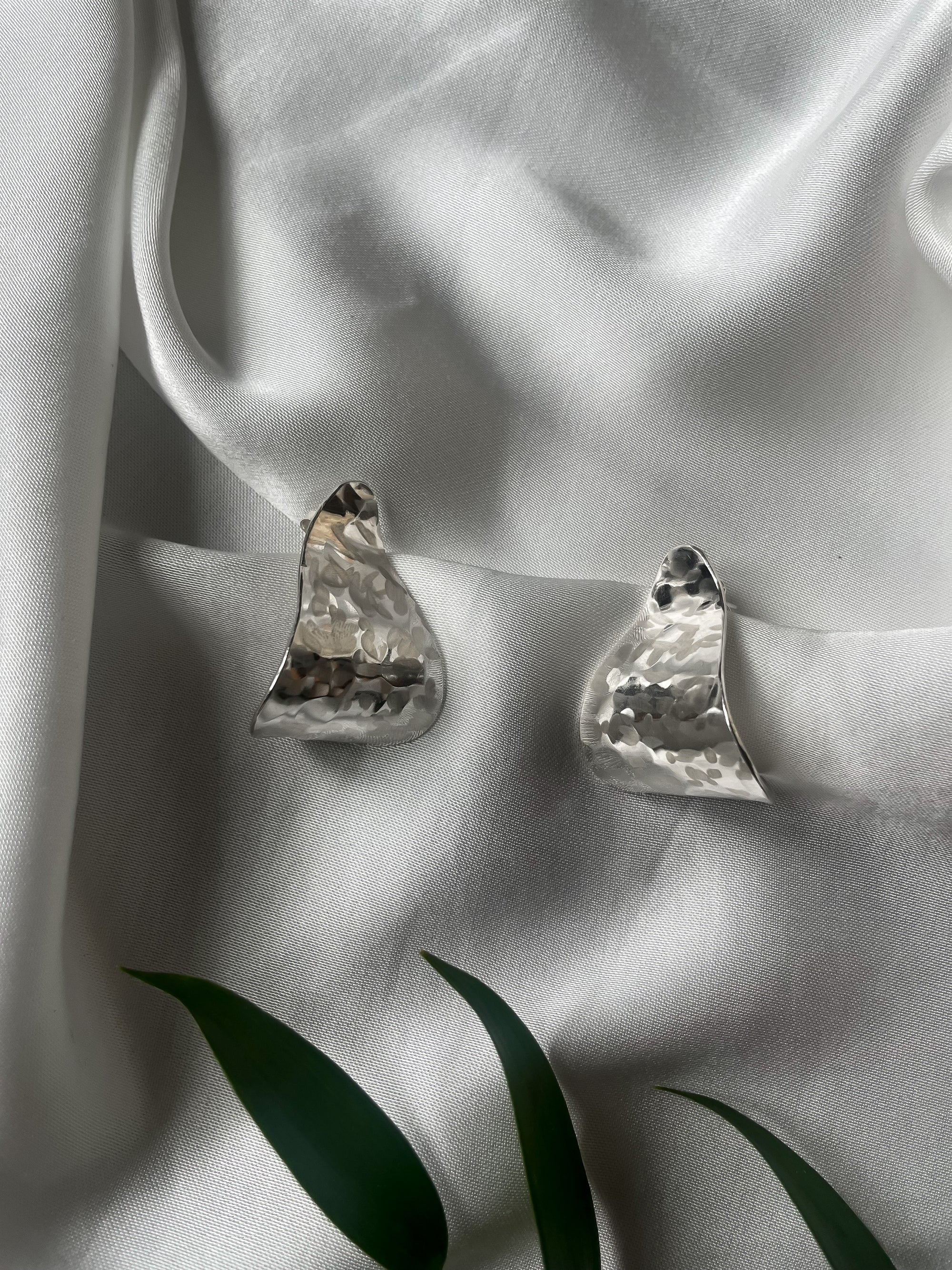 Hehku Korvakorut - Hopea