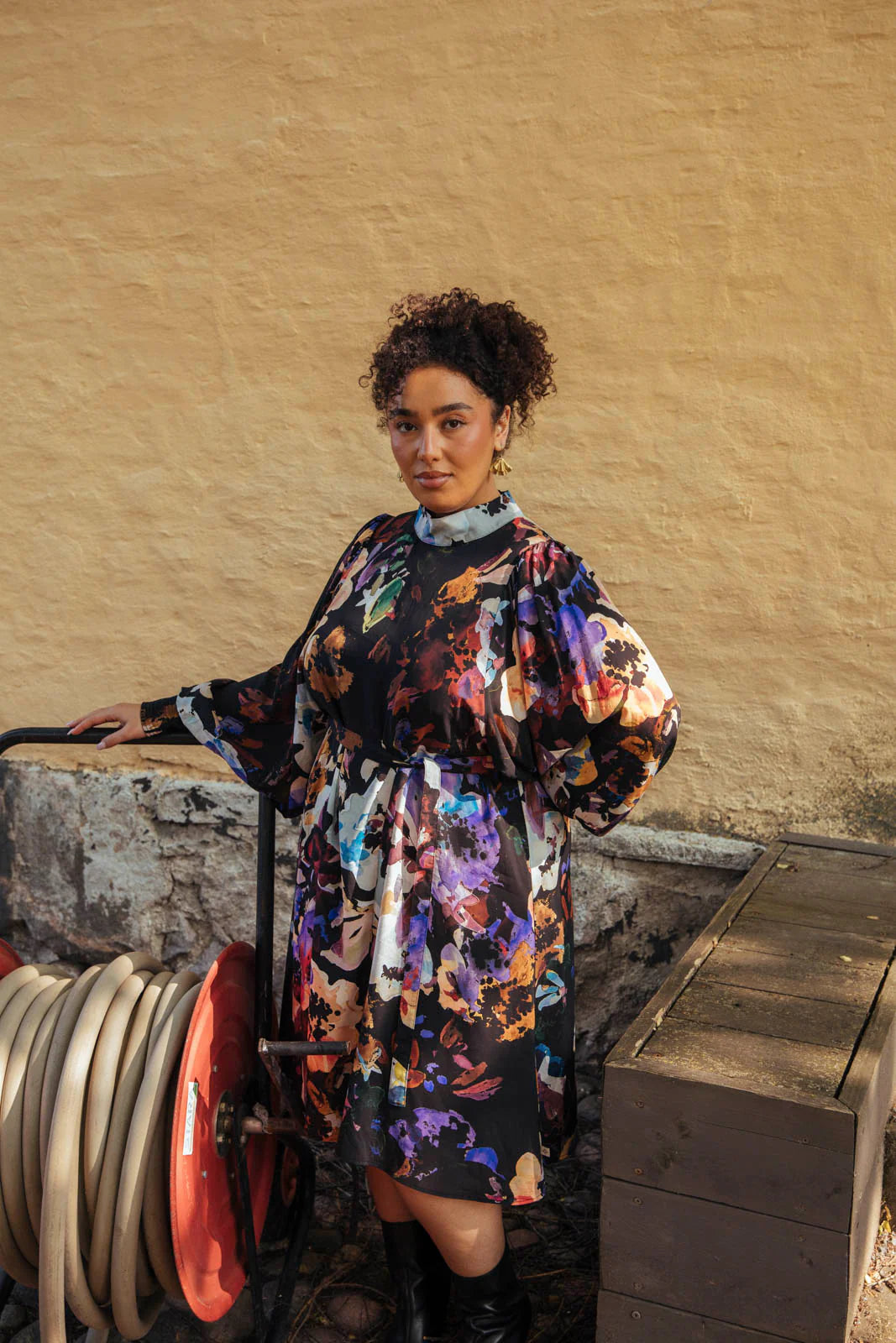 Puff Dress - Black Anemone